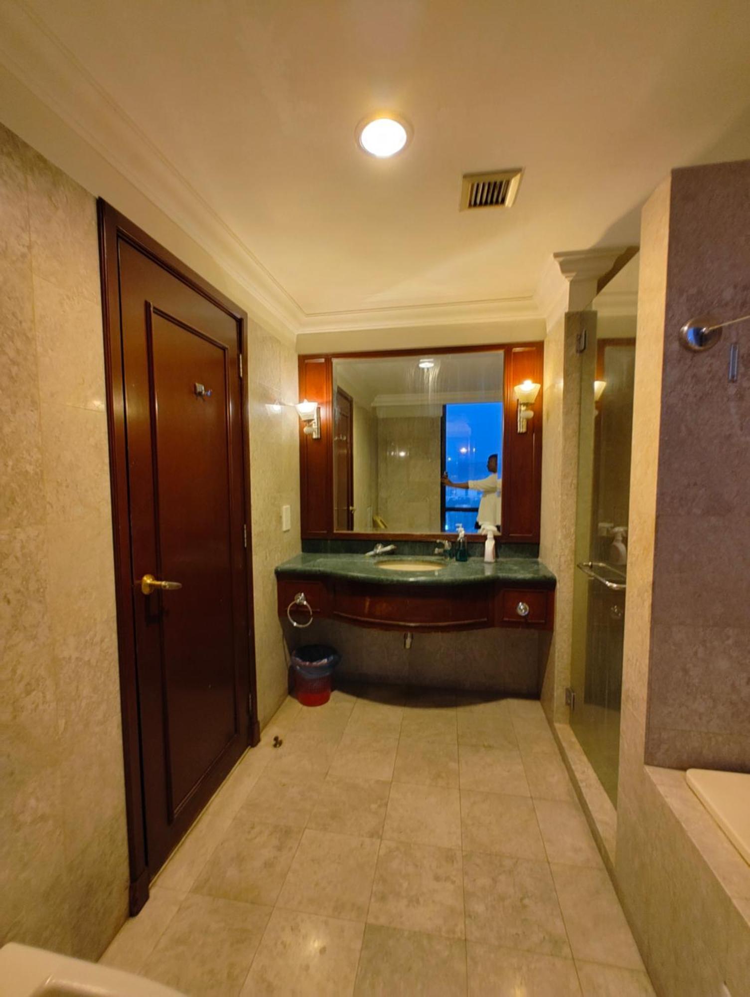 Pangsapuri Times Square Services Star At East Lobby *
